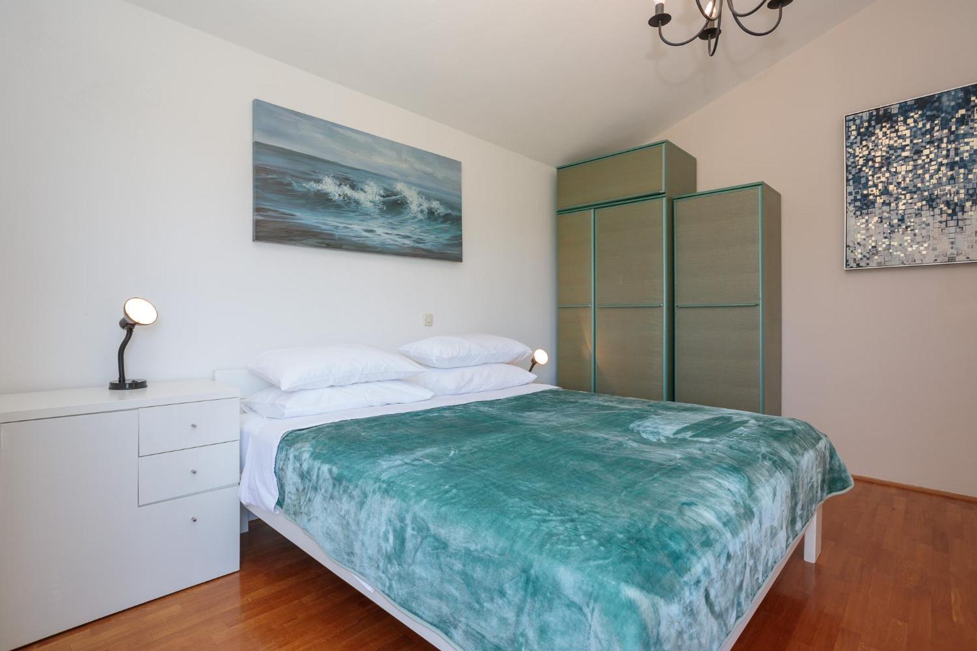 Apartments Delfin Đảo Krk Ngoại thất bức ảnh