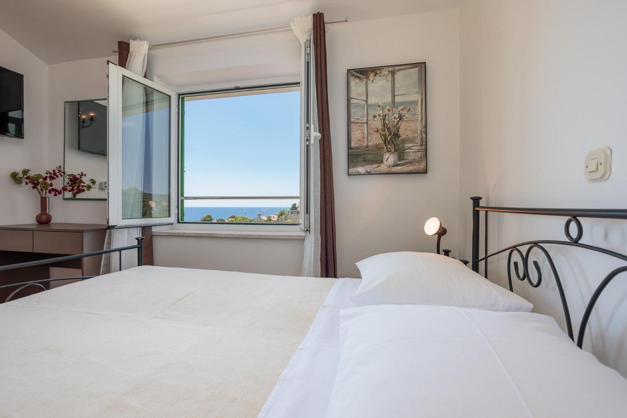 Apartments Delfin Đảo Krk Ngoại thất bức ảnh
